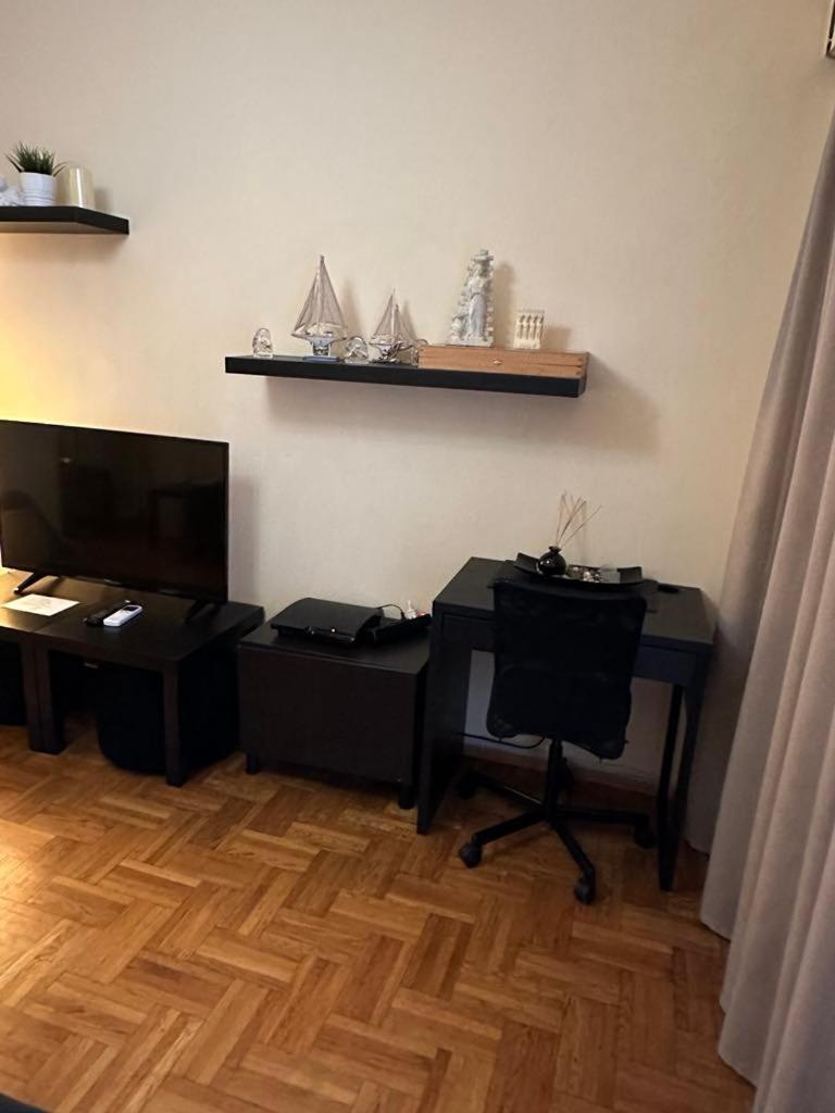 Renovated Cozy Apartment Near To Acropolis Atena Exterior foto